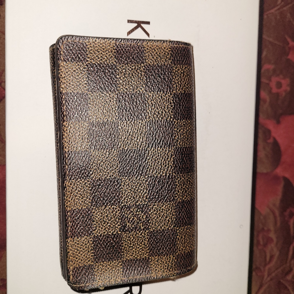 Authentic Louis vuittons wallet